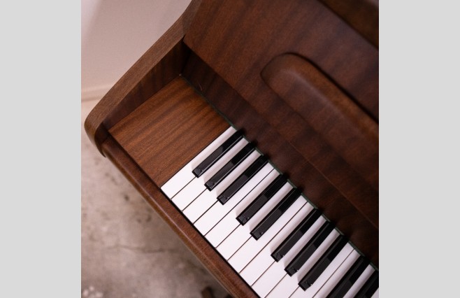 Used Bentley Mahogany Compact 108 Upright Piano - All Inclusive Premium Package (SN:127930) - Image 7